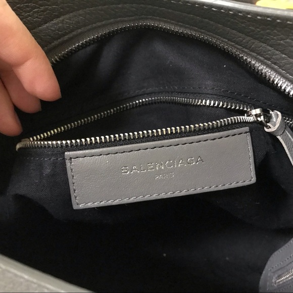 Balenciaga MINT CONDITION (SOLD) - Picture 3 of 8
